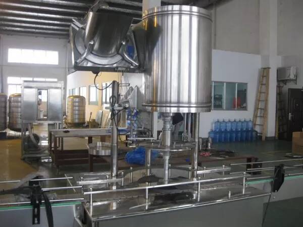 High Productivity Automatic Bottle Filling Capping And Labeling Machine